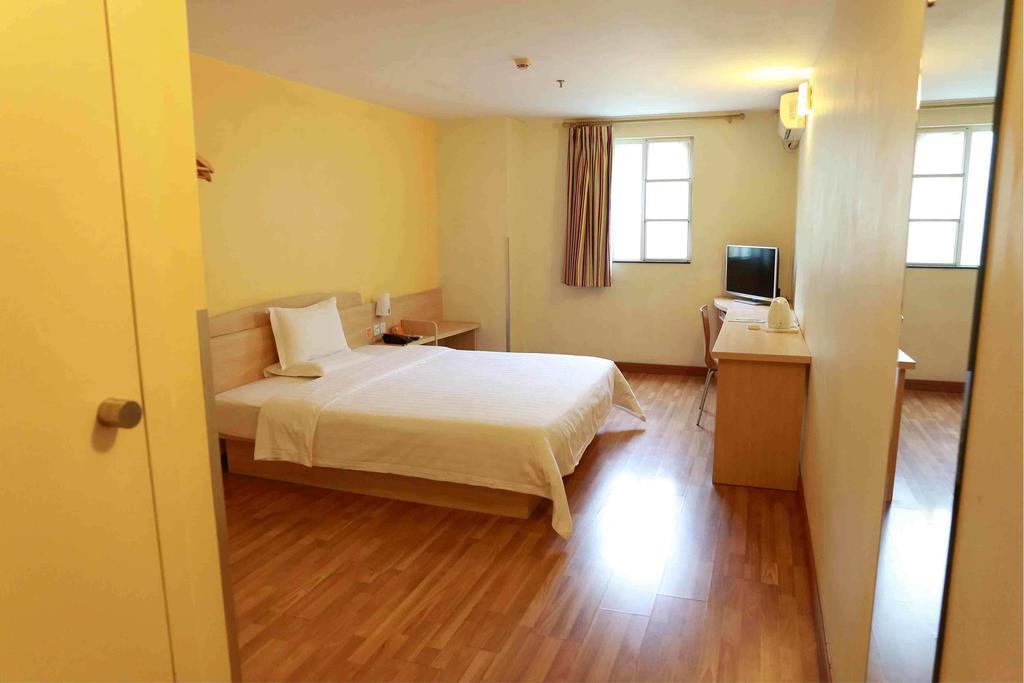 7Days Inn Chongqing Shapingba Zewnętrze zdjęcie